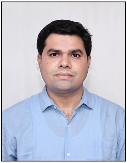 Dr. Dewkaran makwane